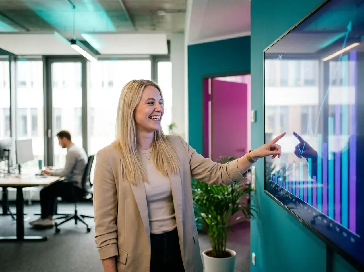 Das APEXIOM-SE Marketing-Team bei der Arbeit